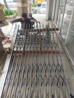 Service Folding Gate karawang Jawa Barat
